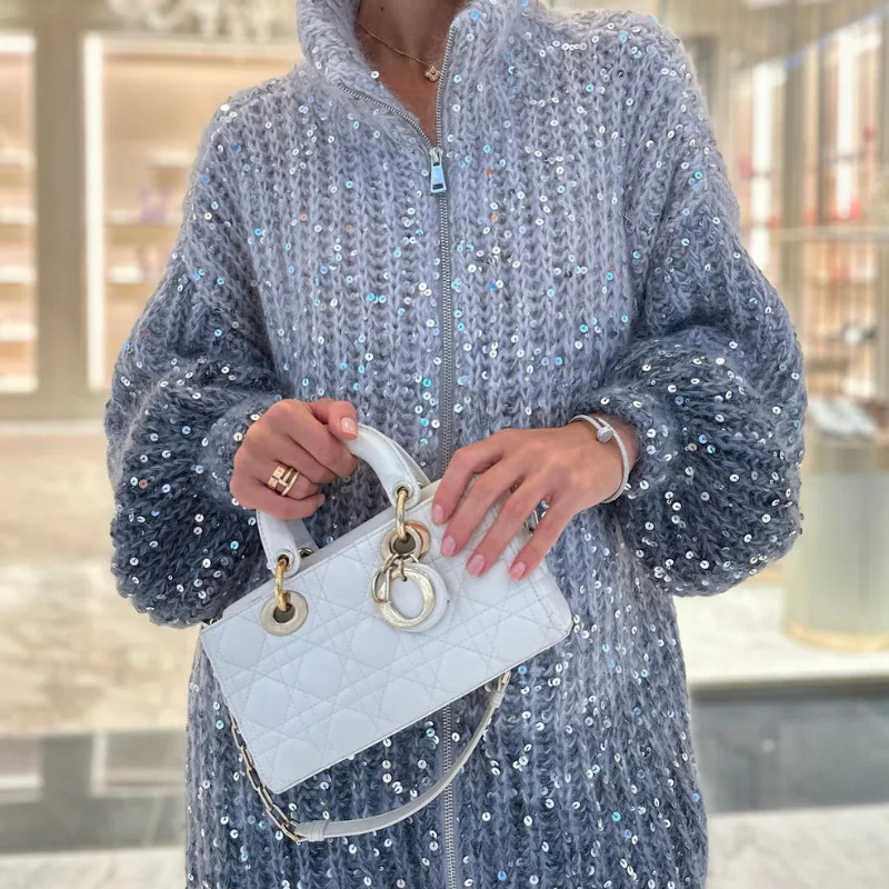 Manteau en tricot de conception de paillettes