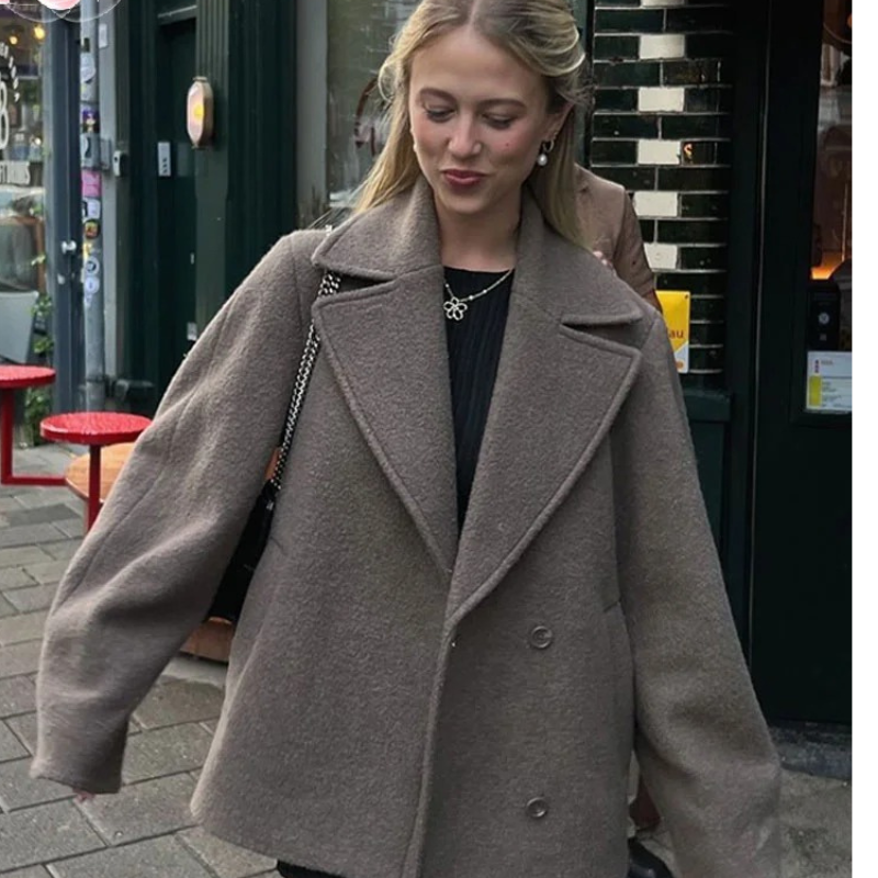 Manteau en laine à double boutonnage pour femme