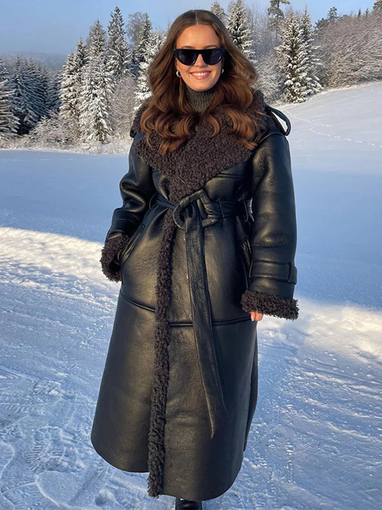 Manteau chaud en fourrure à col carré