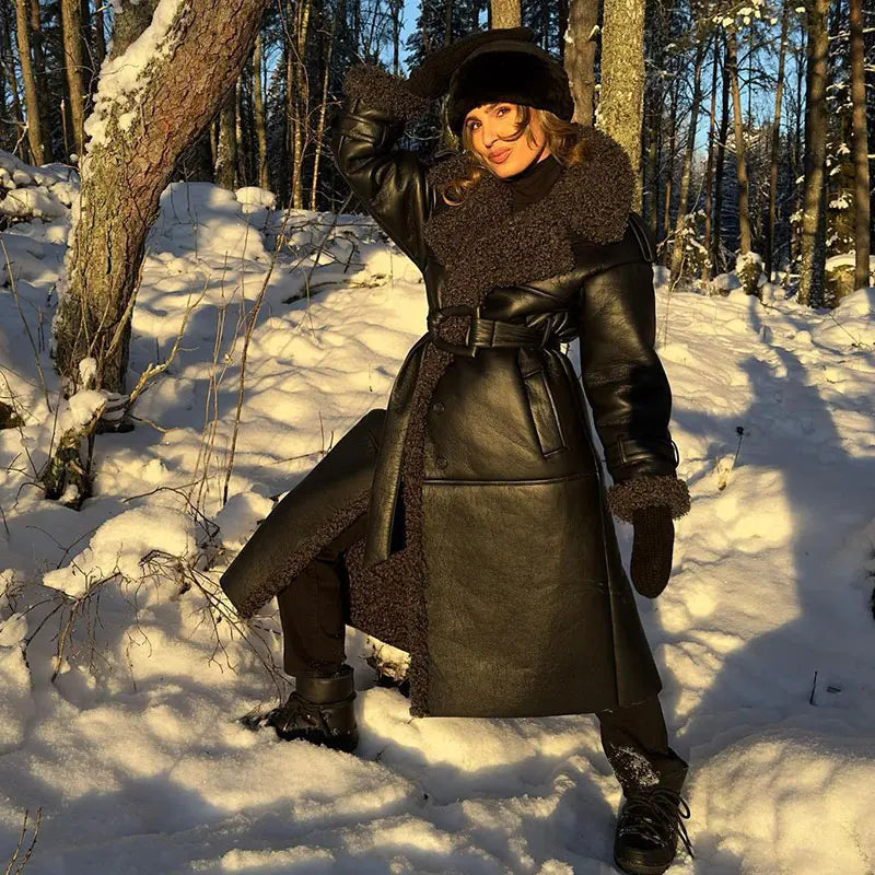 Manteau chaud en fourrure à col carré