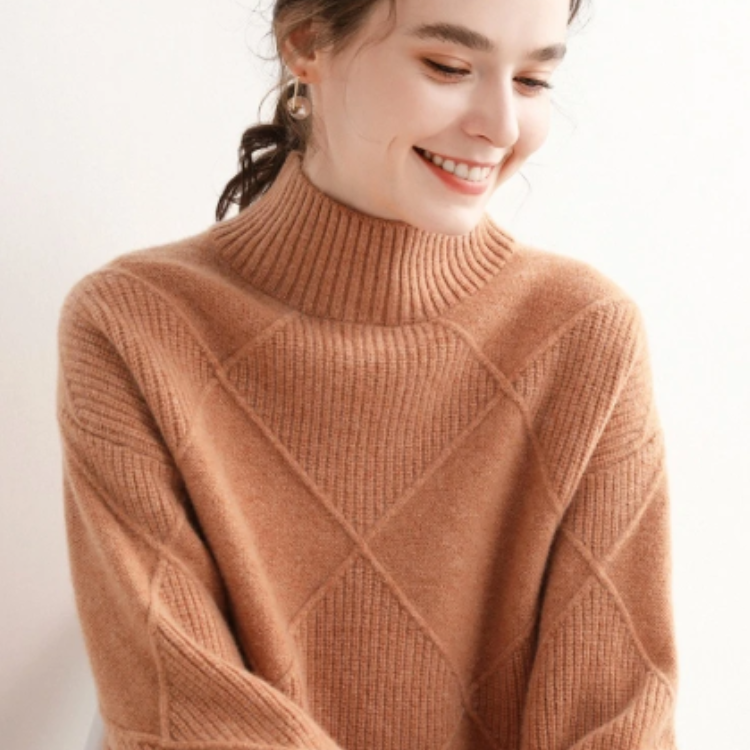 Pull ample à col haut pour femme