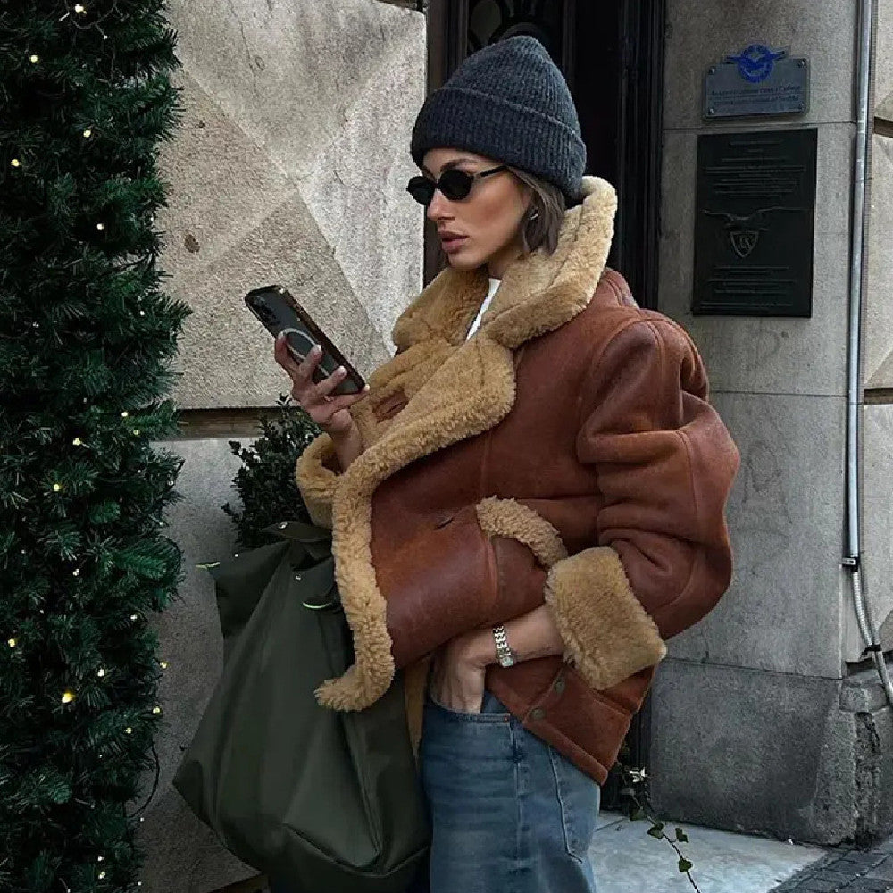 Manteau chaud en laine d'agneau femme