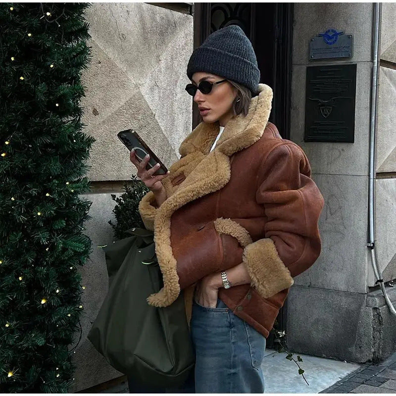 Manteau chaud en laine d'agneau femme