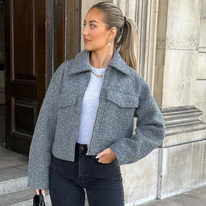 Veste courte en laine et cuir avec perles