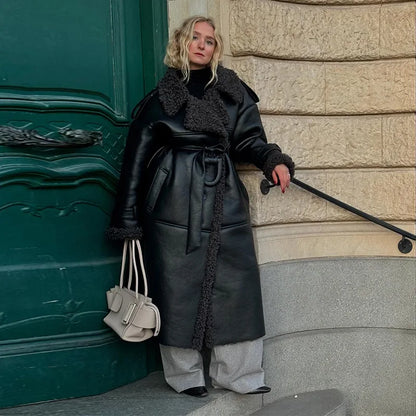 Manteau chaud en fourrure à col carré