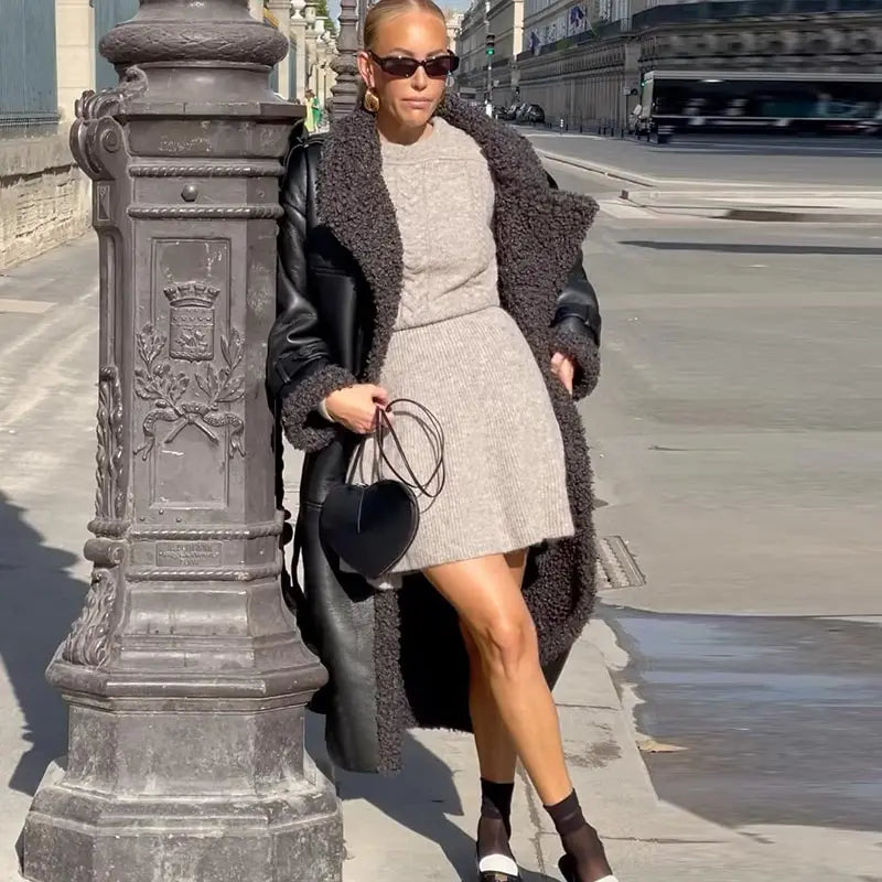 Manteau chaud en fourrure à col carré