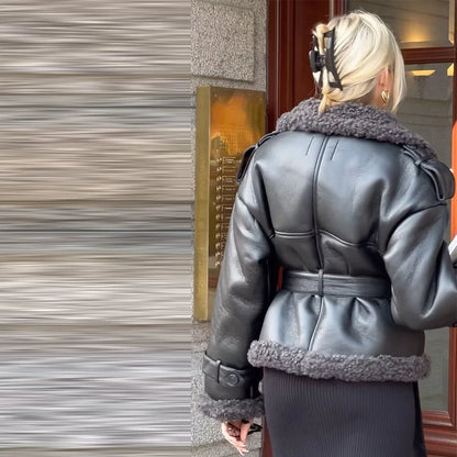 Manteau chaud en fourrure à col carré