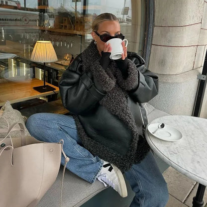 Manteau chaud en fourrure à col carré