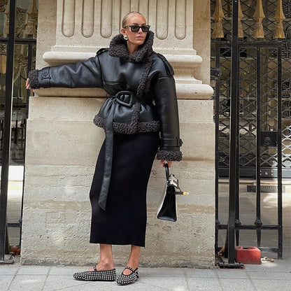 Manteau chaud en fourrure à col carré