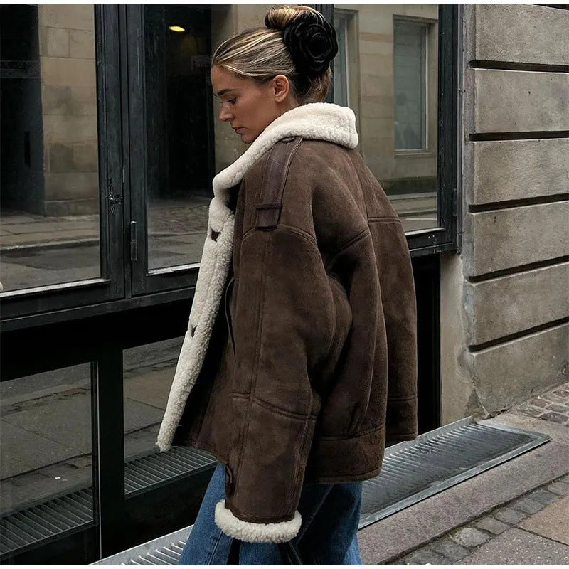 Manteau chaud en laine d'agneau femme