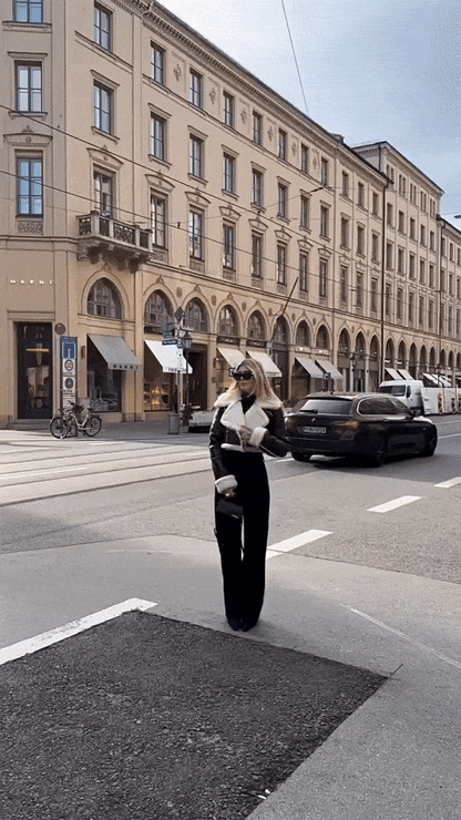 Manteau court intégré en fourrure tendance