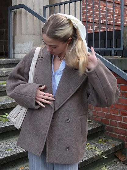 Manteau en laine à double boutonnage pour femme